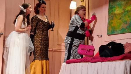 Predstava Hotel Opera odigrana ob Svetovnem dnevu gledališč 11